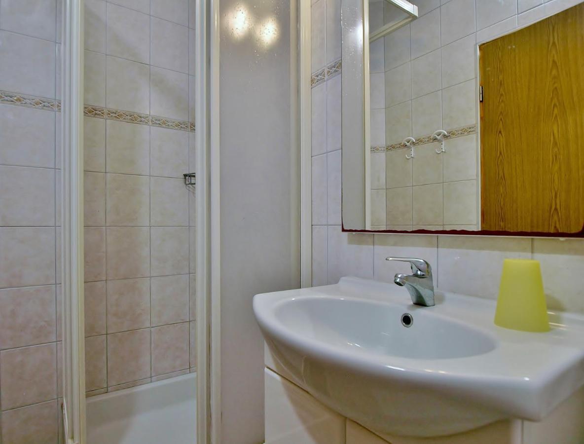 Apartments Eufemija ラブ エクステリア 写真