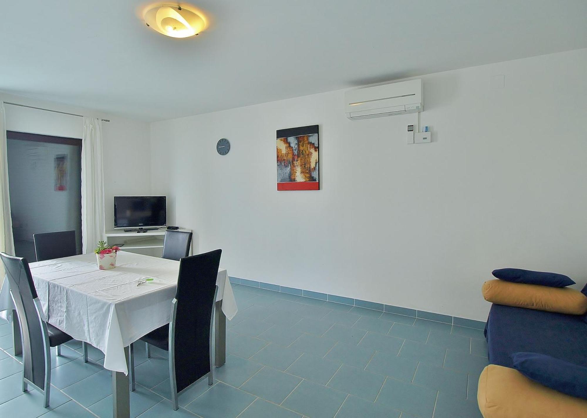 Apartments Eufemija ラブ エクステリア 写真