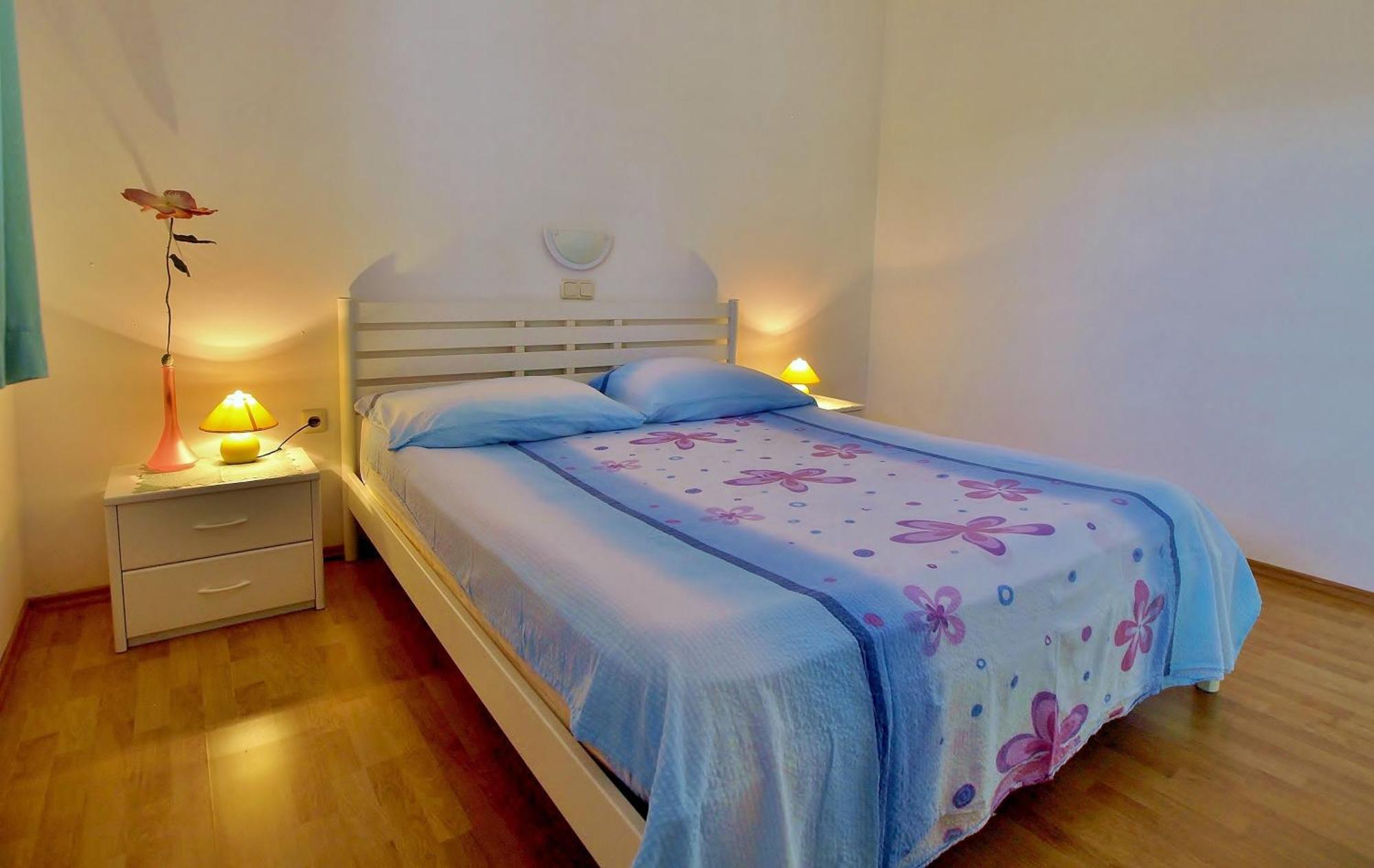 Apartments Eufemija ラブ エクステリア 写真