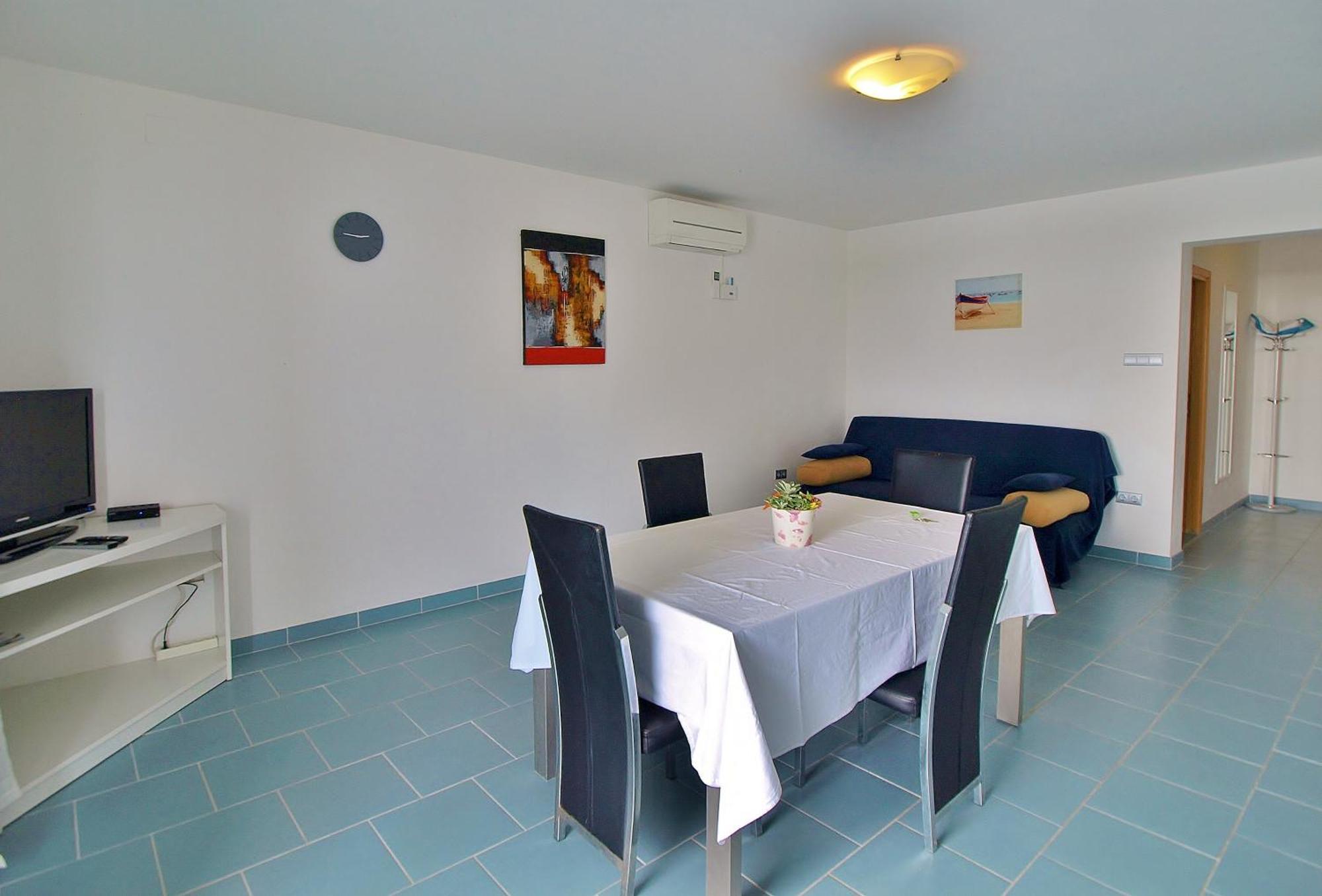 Apartments Eufemija ラブ エクステリア 写真
