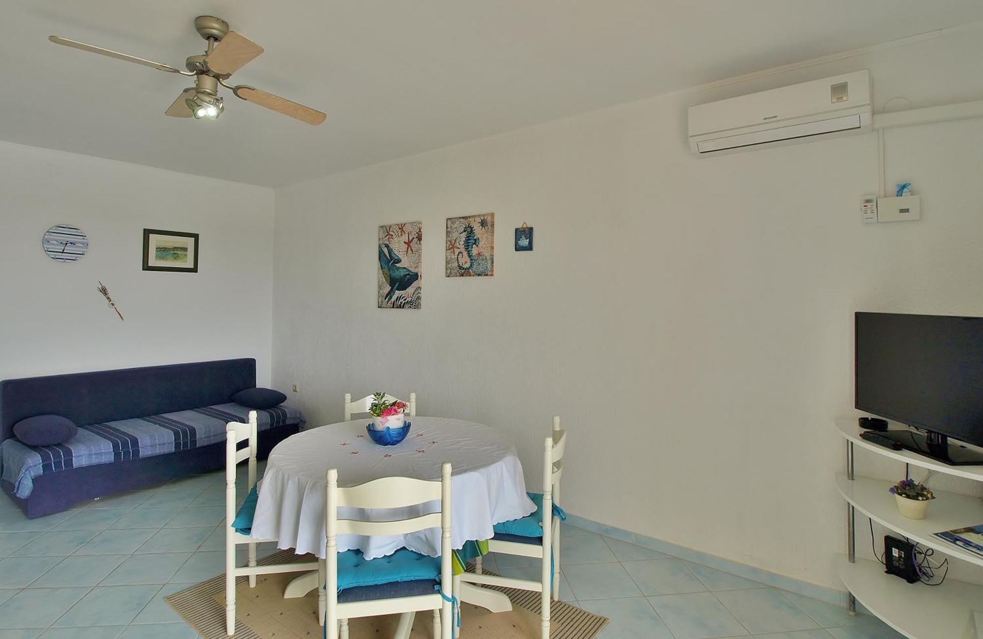 Apartments Eufemija ラブ エクステリア 写真